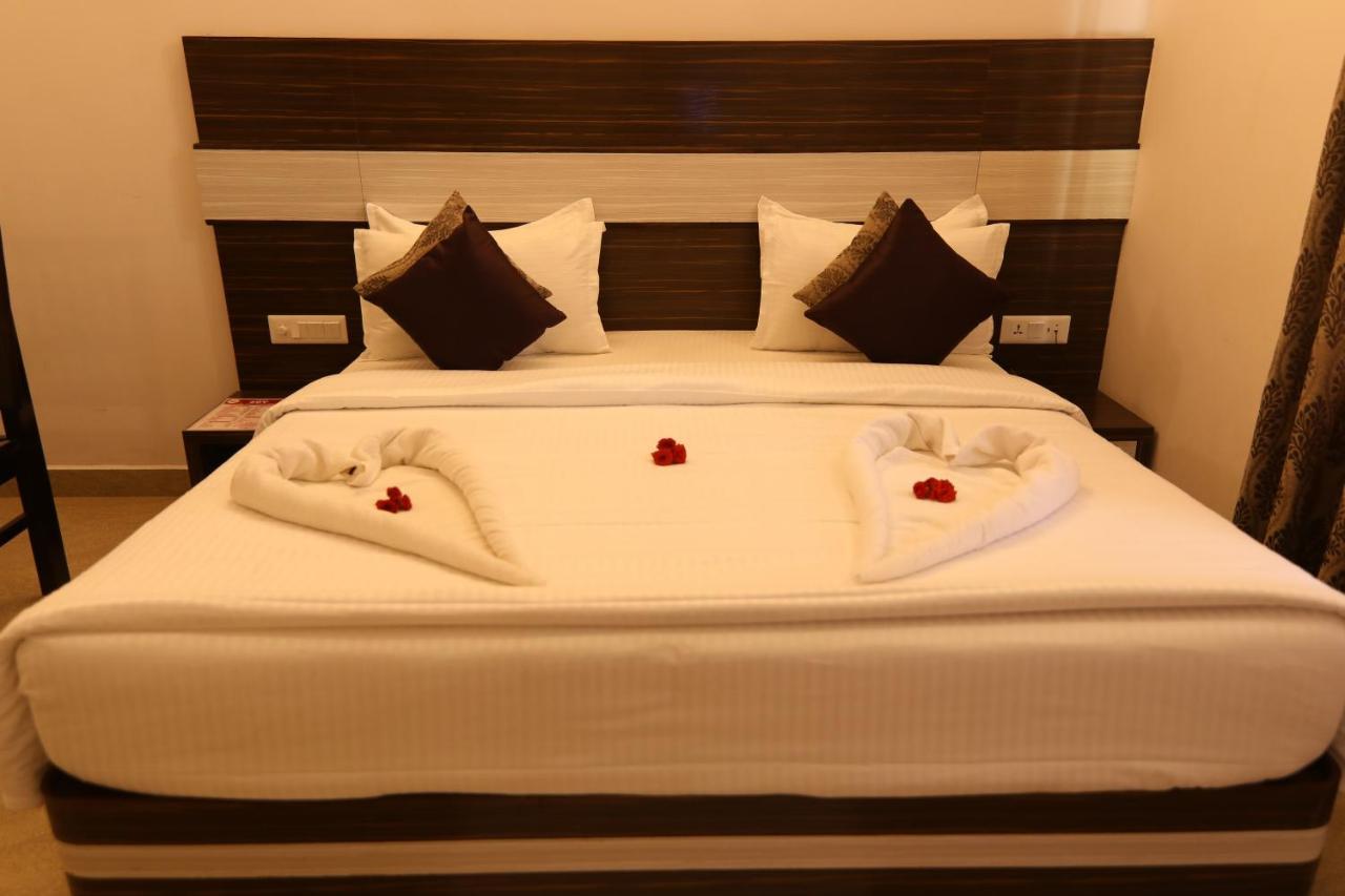Sri Gnana Vedha Beach Residency Velankanni Extérieur photo
