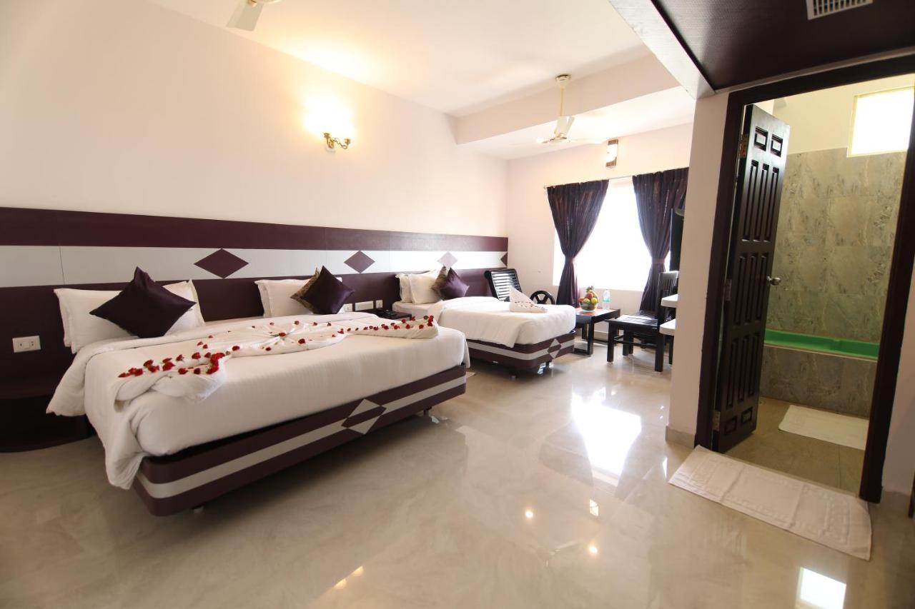 Sri Gnana Vedha Beach Residency Velankanni Extérieur photo
