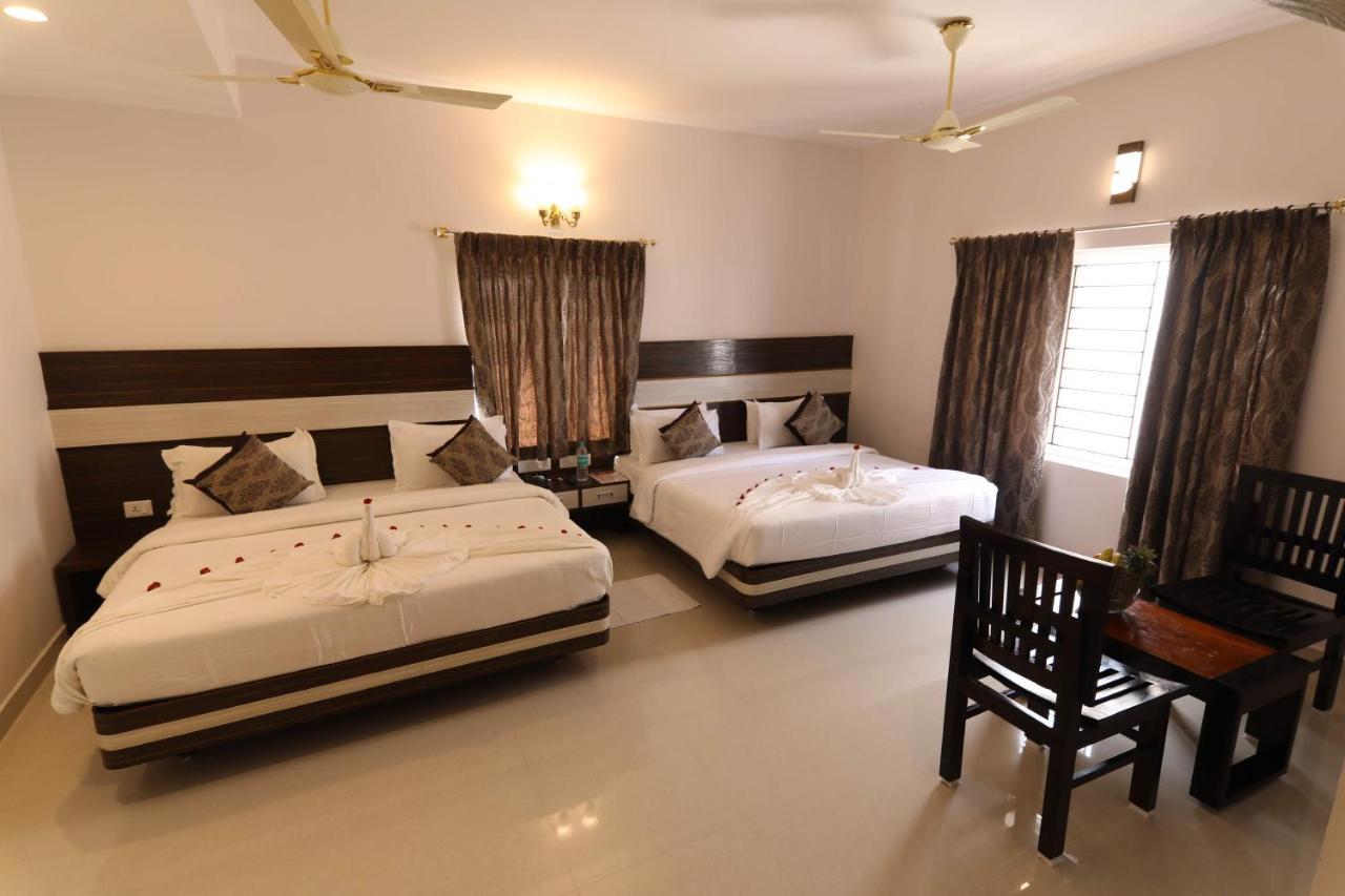 Sri Gnana Vedha Beach Residency Velankanni Extérieur photo